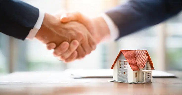 Handschlag nach Immobilienkauf